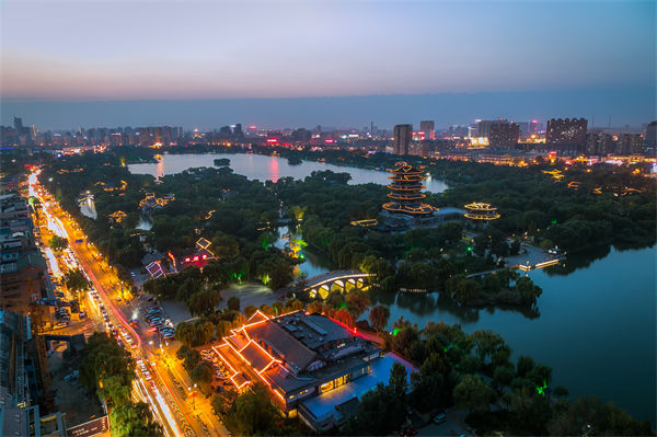 戰(zhàn)略規(guī)劃總落空？濟(jì)南戰(zhàn)略咨詢公司如何讓目標(biāo)落地有跡可循？